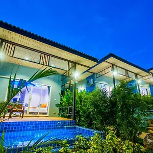 Chomphu Station touristique Khao Lak